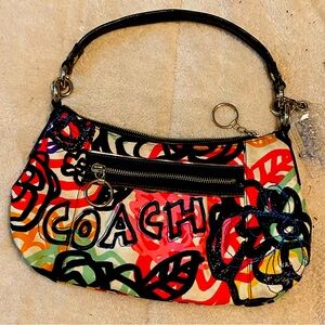 Coach poppy graffiti